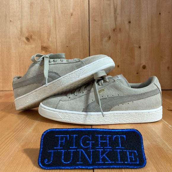 Puma CLASSIC Youth 6.5 Suede Athletic Shoes Sneakers - Picture 1 of 11